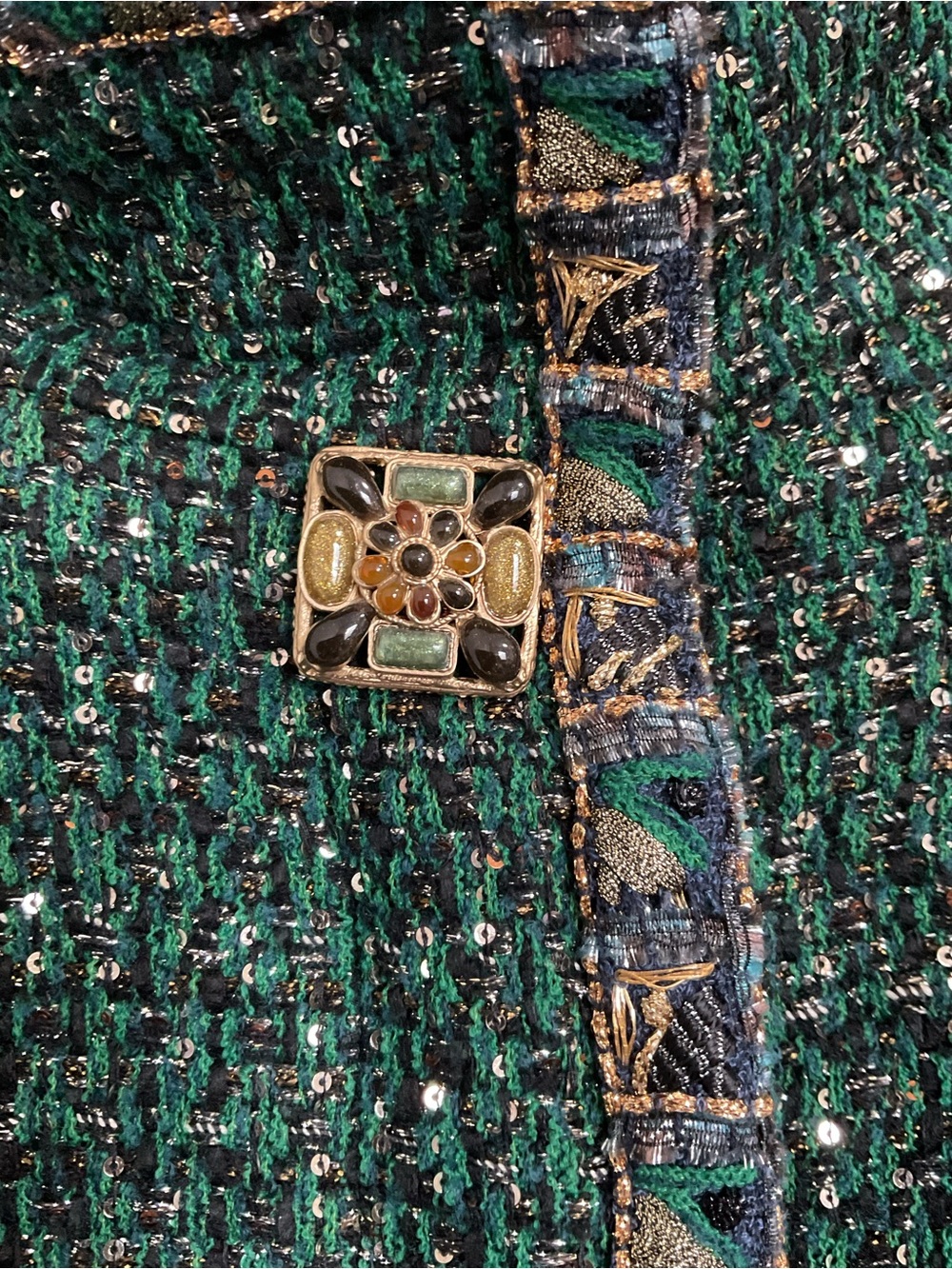 CHANEL VINTAGE PARIS BYZANCE GREEN GOLD JACKET GRIPOIX BUTTONS. FR 48 - Picture 10 of 16